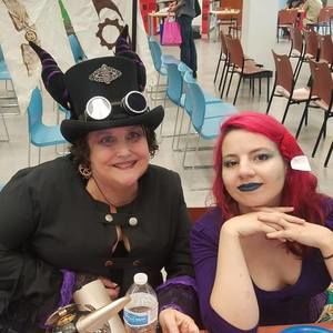 Meet your Posher, Kim